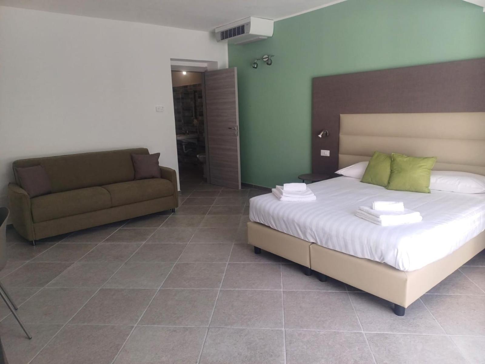 Hotel Domo Annalisa Tortolì Esterno foto