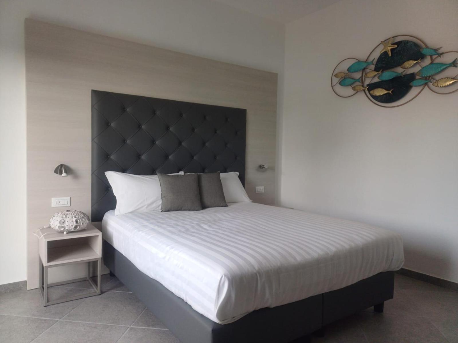 Hotel Domo Annalisa Tortolì Esterno foto